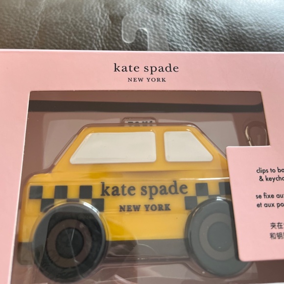 Kate Spade New York on a roll silicone taxi AirPods Pro case - Picture 3 of 7